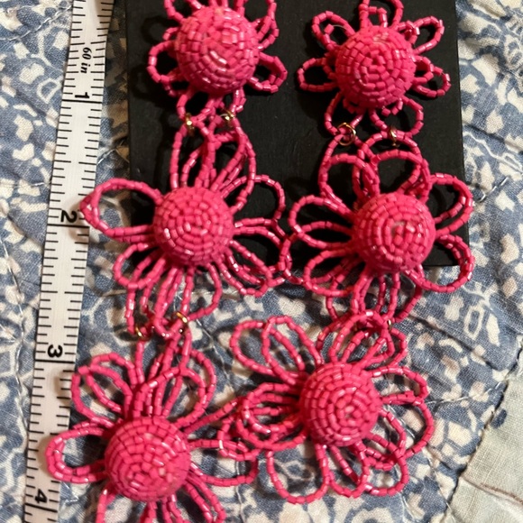 PrettyLittleThing Pink Floral Earrings New - Picture 3 of 4